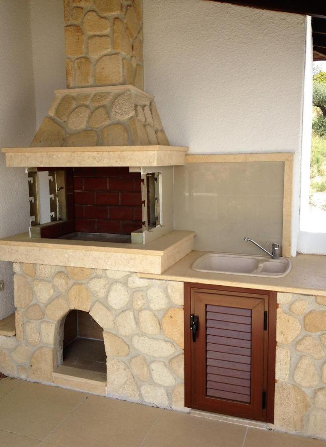 Amfithea House Βίλα Σίβηρη Εξωτερικό φωτογραφία